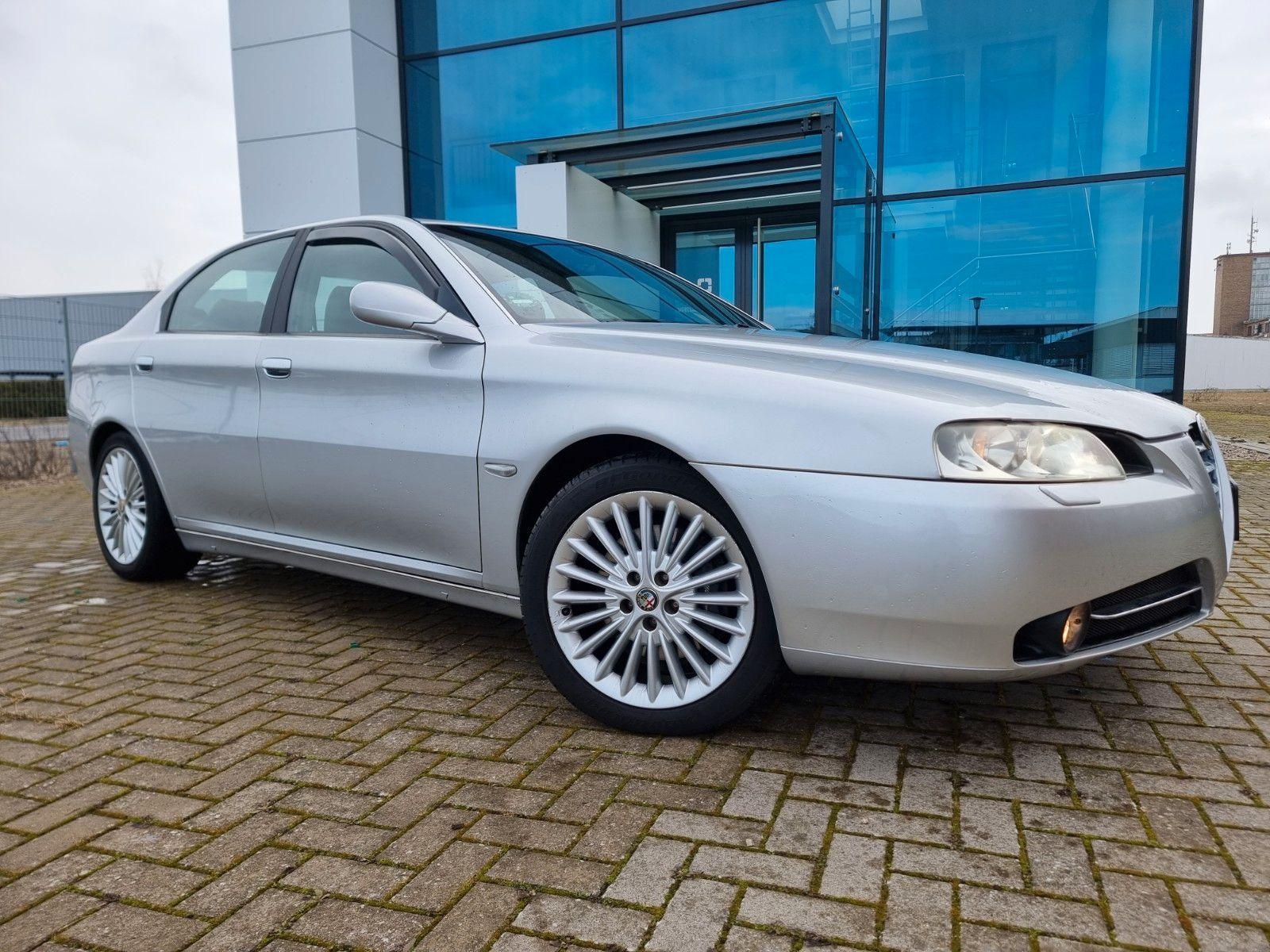 Abbildung des Autos Alfa Romeo Alfa 166 2.4 …