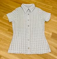 Silberne Damen Shirt Bluse Jacke mit Lochmuster München - Bogenhausen Vorschau