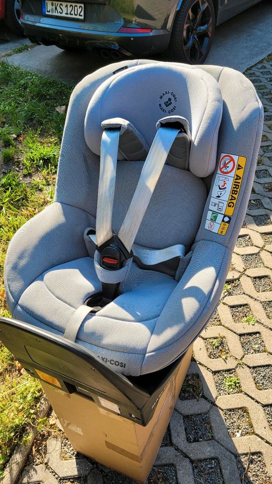 Maxi Cosi Pearl pro 2 MAXICOSI Kindersitz Baby Babysitz in Leipzig