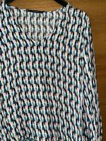 Esprit * Shirt Bluse, geometrisches Muster, Gr. 38 Thüringen - Jena Vorschau