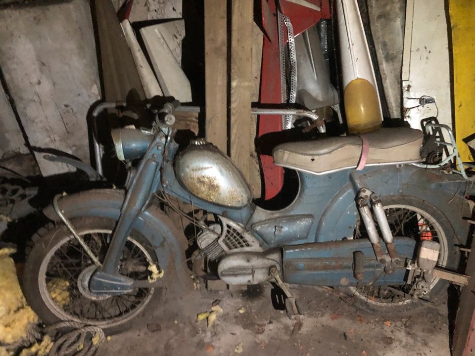 Suche Scheunenfund Oldtimer, altes Auto aus Nachlass, Garagenfund in Bad Wünnenberg
