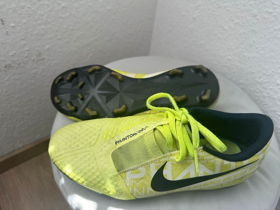 Nike Phantom Venom -Fußballschuhe in Leutkirch im Allgäu