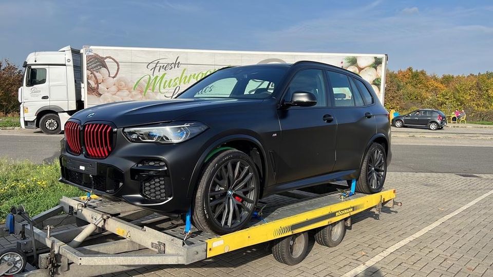 Autotransport Anhänger Trailer Zugmaschine mieten  bis 3,5t in Lemgo