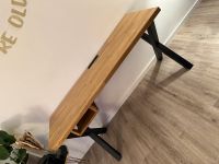 Schreibtisch aus Massivholzeichenplatte Niedersachsen - Friesoythe Vorschau