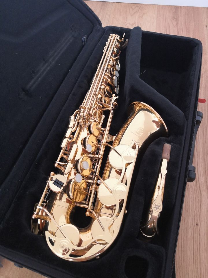 Yamaha Saxophon Alt/Tenor mieten in Veitshöchheim