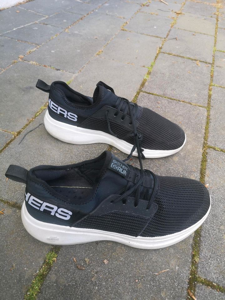 Skechers Sneaker 44 in Geestland