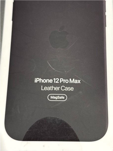 iPhone 12 Pro Max schwarz Leder neu / OVP Case in Halle