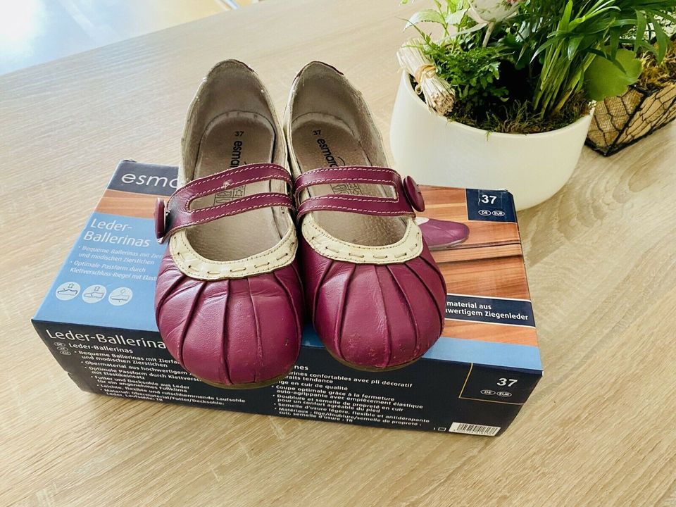 Esmara echt Leder Mädchen Ballerinas Mokassins Schuhe Lila 37 in Frankfurt am Main