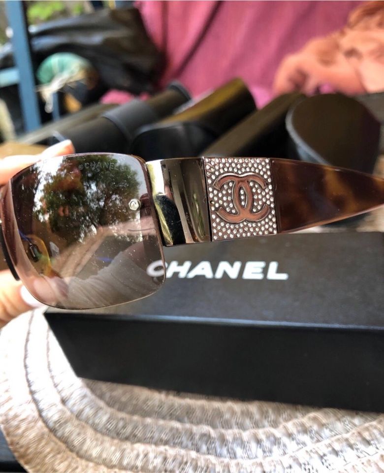 Chanel Vintage Sonnenbrille Damen in Hamburg