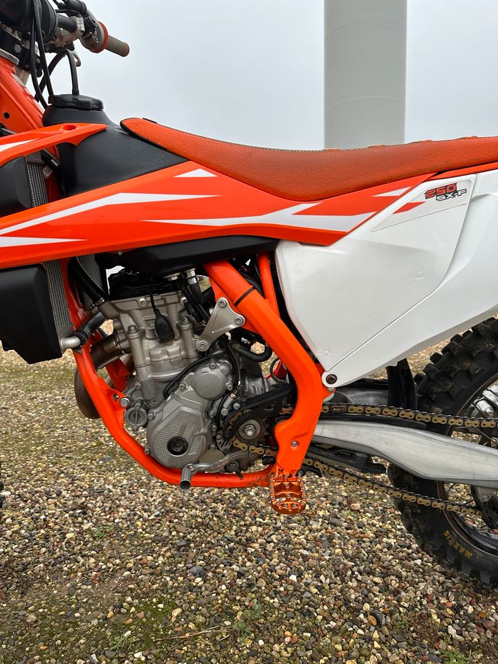 KTM SXF 250 BJ.2018 in Jülich