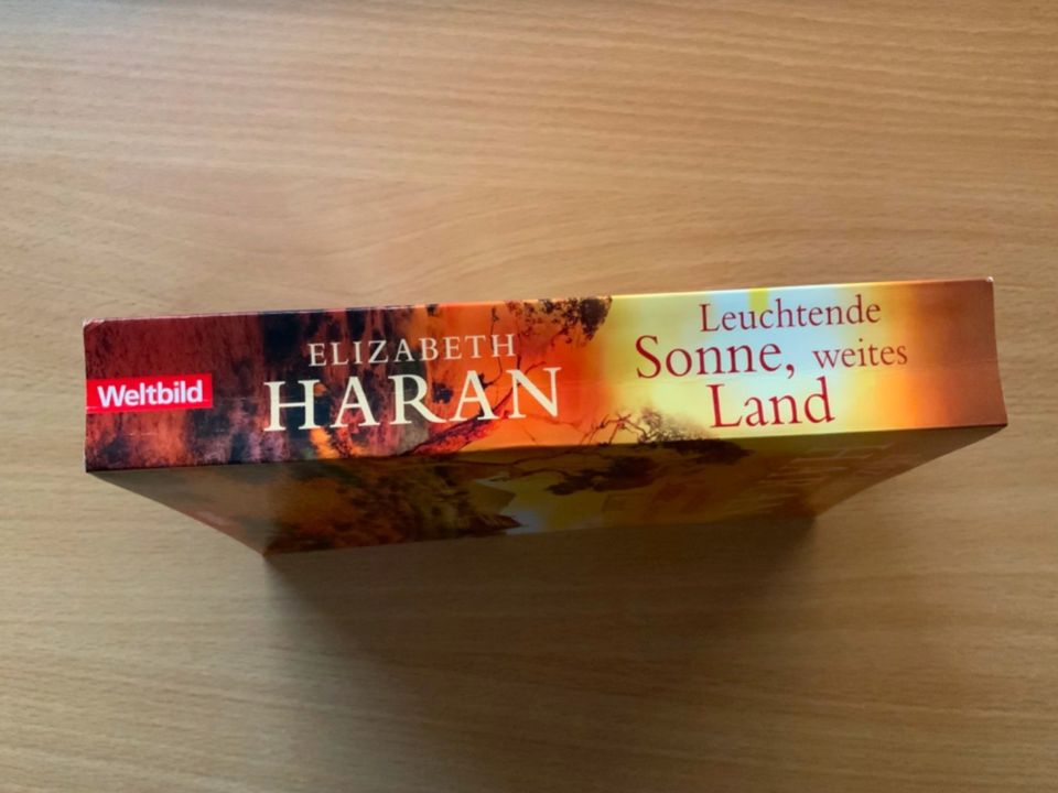 Elizabeth Haran " Leuchtende Sonne, weites Land " 1x gelesen ! in Liederbach