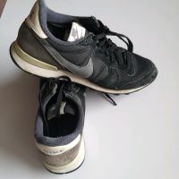 Nike Internationalist Turnschuhe Sneakers Wildleder bequem Sportl Hessen - Solms Vorschau