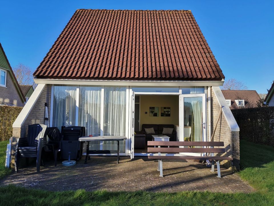 Holland Ferienhaus am See. Angeln, Boot, Radfahren, Hunde in Herne