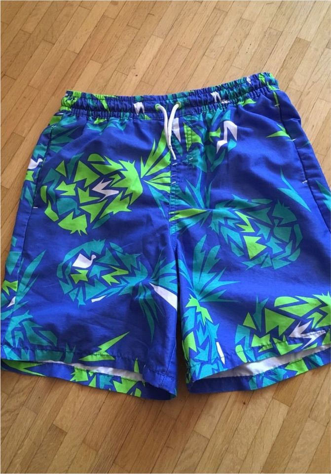 Jungen Badeshort Badehose Bade Short, Gr. 158-164 (146/152) in  Hamburg-Mitte - Hamburg St. Georg | eBay Kleinanzeigen ist jetzt  Kleinanzeigen