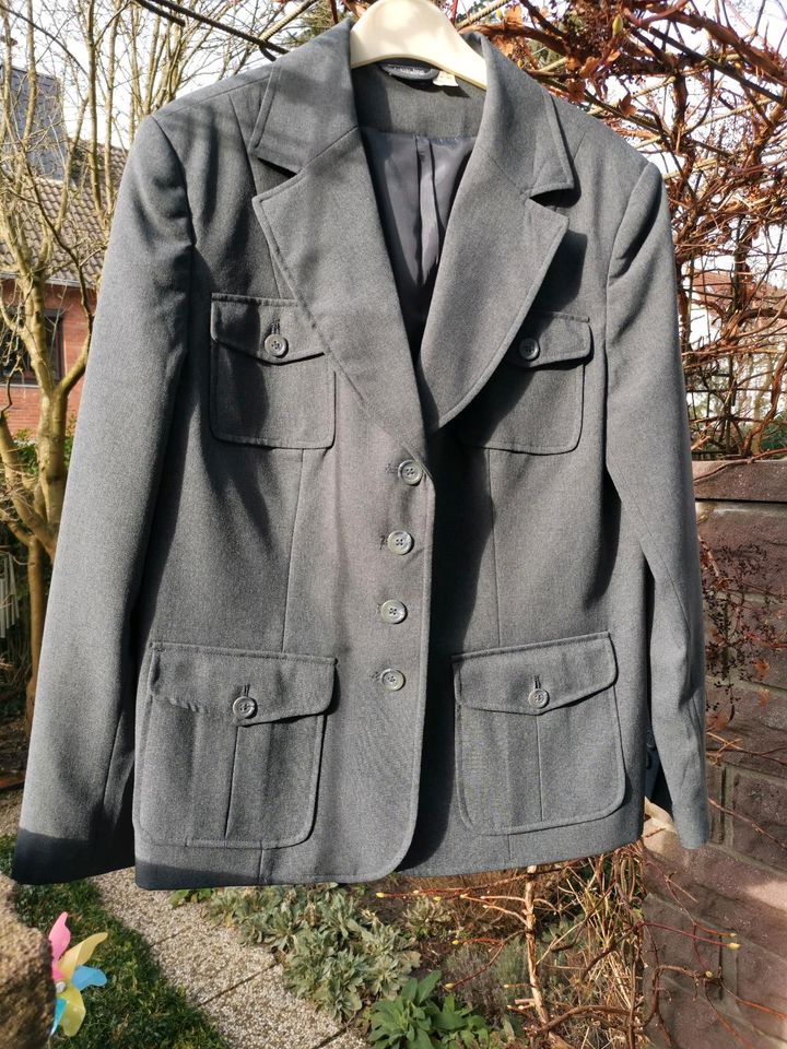 ⭐Blazer, Jacke, Gr. 42, grau, neuwertig⭐ in Bremerhaven