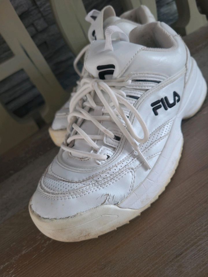 Fila Schuhe weiß Gr.39 in Uedem