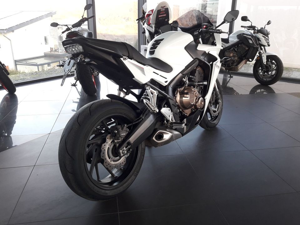 Honda CBR 650 F /inkl. 24.000 km Inpektion/ TOP Zustand / CBR650F in Zell (Mosel)