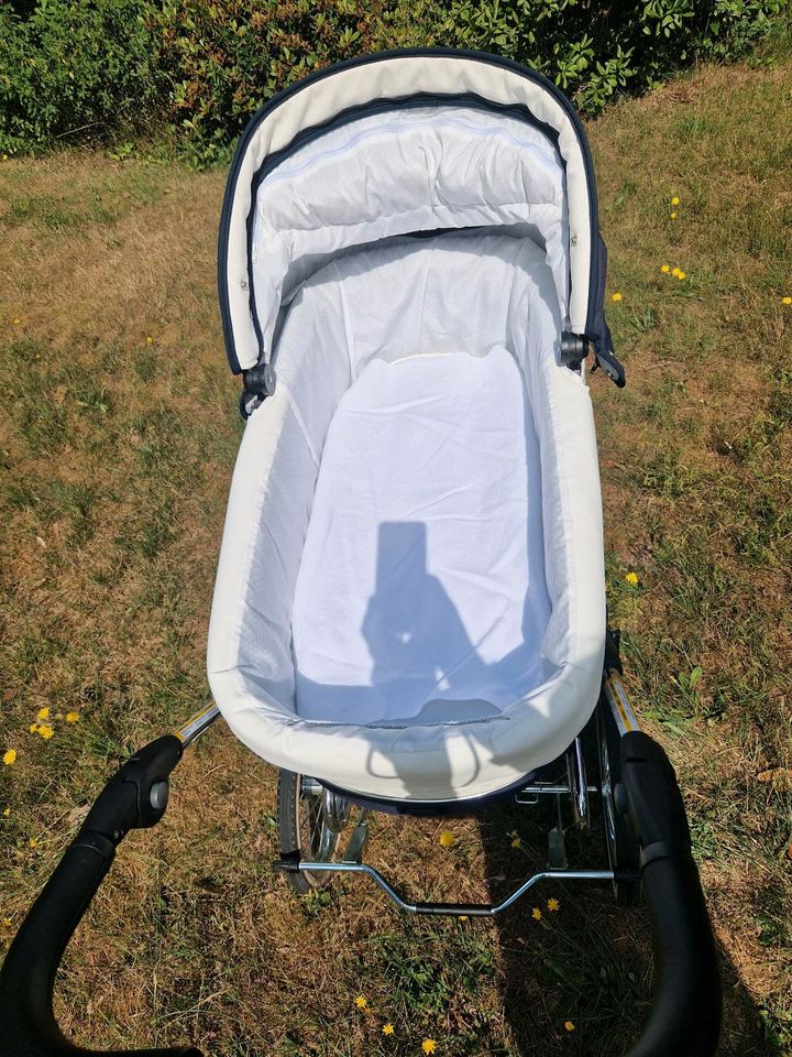 Traumhafter Emmaljunga Kinderwagen in Brandenburg an der Havel