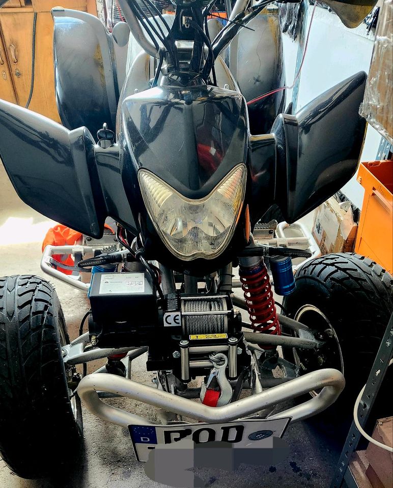 Quad ATV mit Schneepflug Seilwinde LTO Batterie in Stamsried