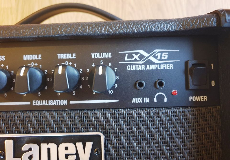 LANEY LX 15 · E-Gitarren Combo · NEUWERTIG · Soundmonster · in Westerkappeln