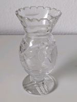 Vase, Sehr alte schöne handgemachte, handgeschliffene Glasvase Friedrichshain-Kreuzberg - Friedrichshain Vorschau