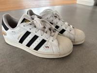Adidas Superstar Gr. 38 Model Girls Rule TOP Zustand Niedersachsen - Lehrte Vorschau
