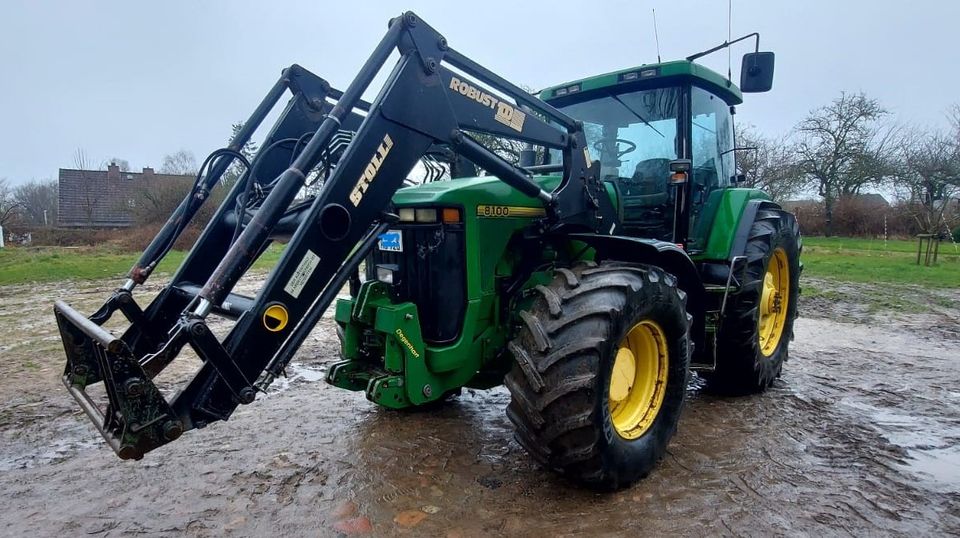 Seltener John Deere 8100 mit solidem Stoll Frontlader in Tröndel