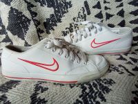 Sneaker von Nike, Gr. 37, Leder, weiß, mit pink Nike Zeichen West - Zeilsheim Vorschau