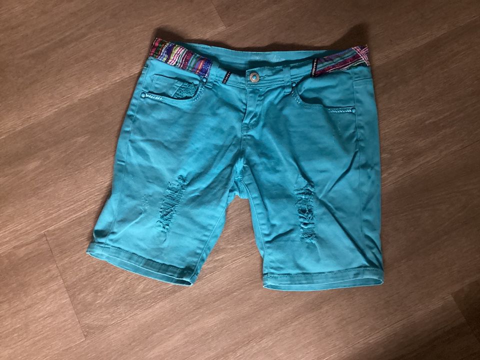 Koröshi Shorts Damen Größe 40 türkis in Dresden