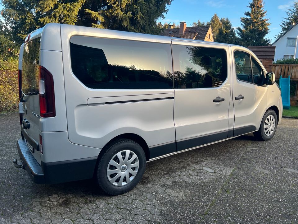 Renault Trafic Grand Combi L2 145 dCI AHK2,2to MWST in Hilden