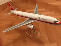 Flugzeugmodell Airbus A320-200 Maßstab 1:100 von Graphideco NEU Frankfurt am Main - Westend Vorschau