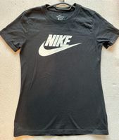 Schwarzes Nike T-Shirt Größe XS Lübeck - St. Lorenz Süd Vorschau
