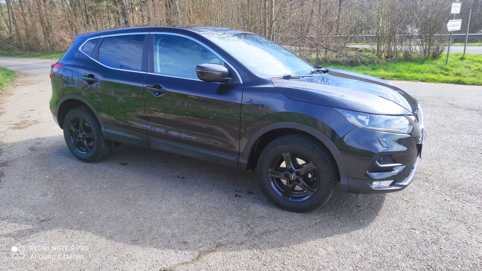 Nissan Qashqai Acenta 1.2 in Maring-Noviand