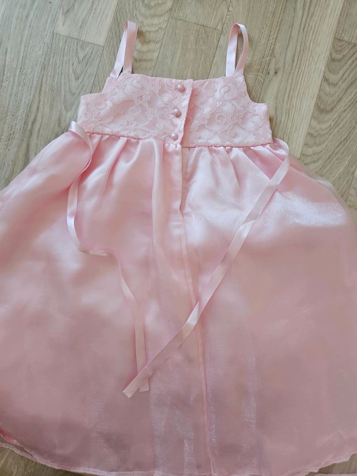 Kleid 92 rosa Mädchen in Melsungen
