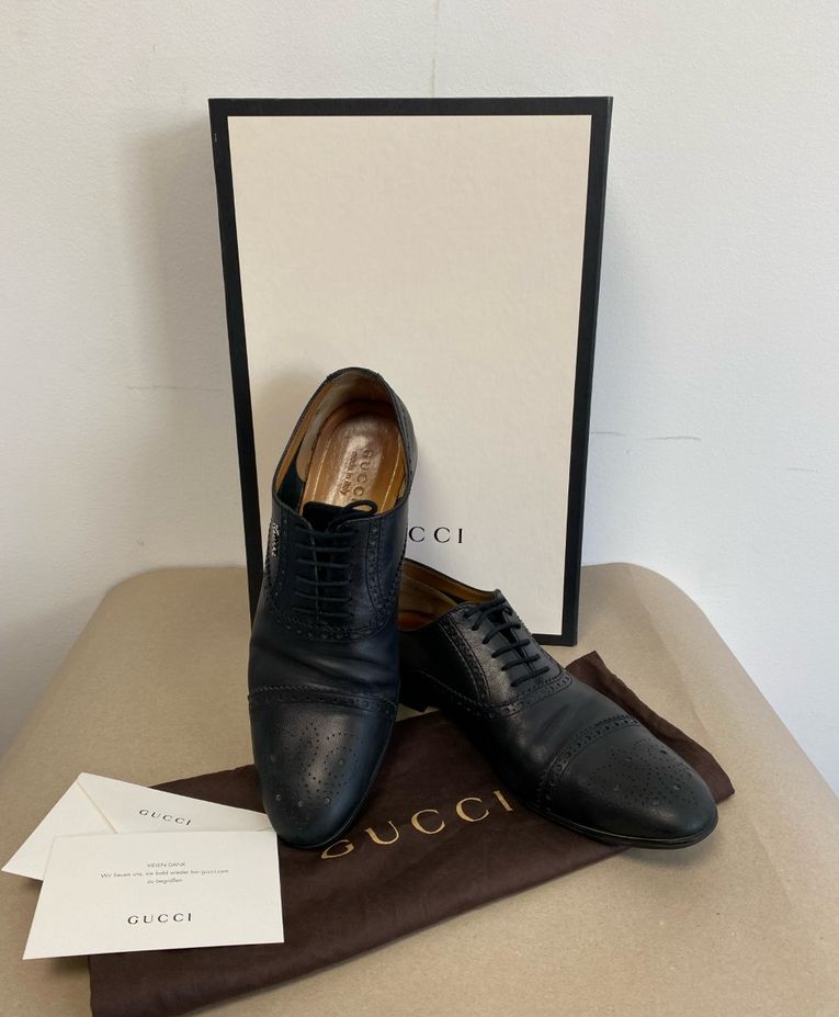 Original GUCCI Herren Schnürschuh Leder Schwarz Gr. 42 in Berlin