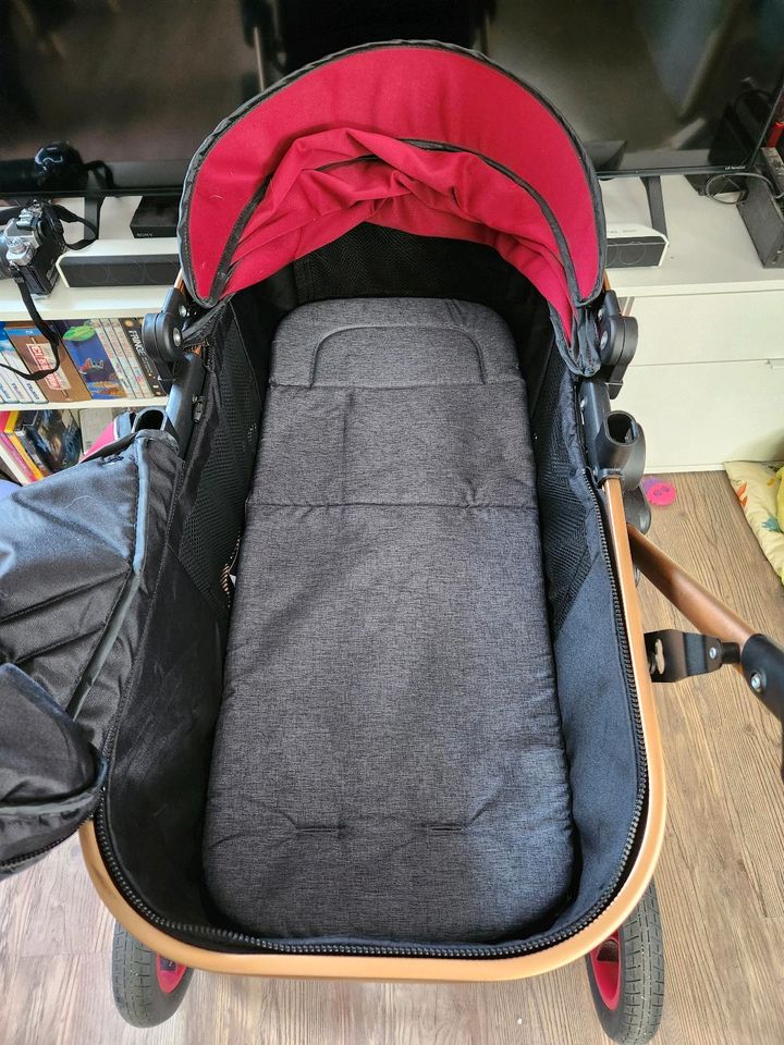 Daliya® Bambimo 3in1 Kinderwagen in Hamburg