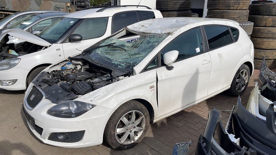 Ankauf Unfallwagen PKW mit Motorschaden Altauto Autoverwertung in Waldbröl