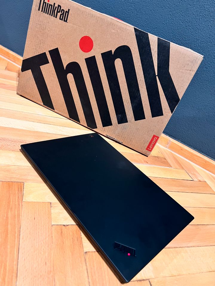 Lenovo Thinkpad X1 Extreme 4K SSD 15,6 Zoll UHD 32GB DDR 512 GB in Stuttgart