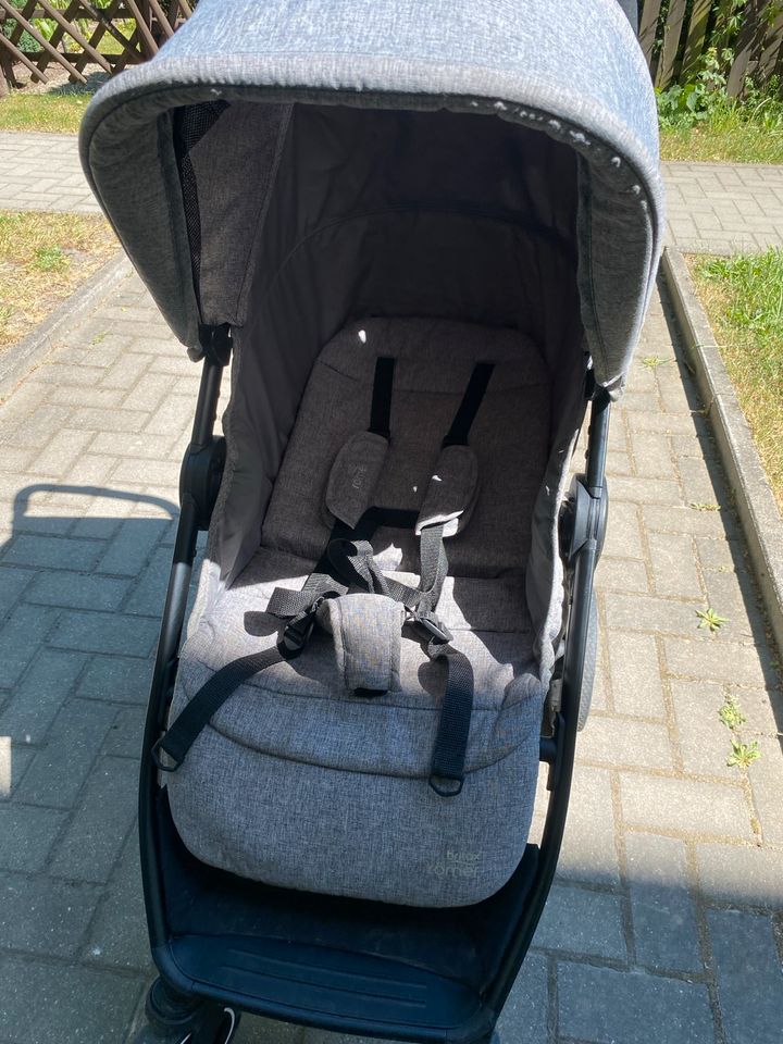 Britax Römer B agile M - Kinderbuggy in Berlin