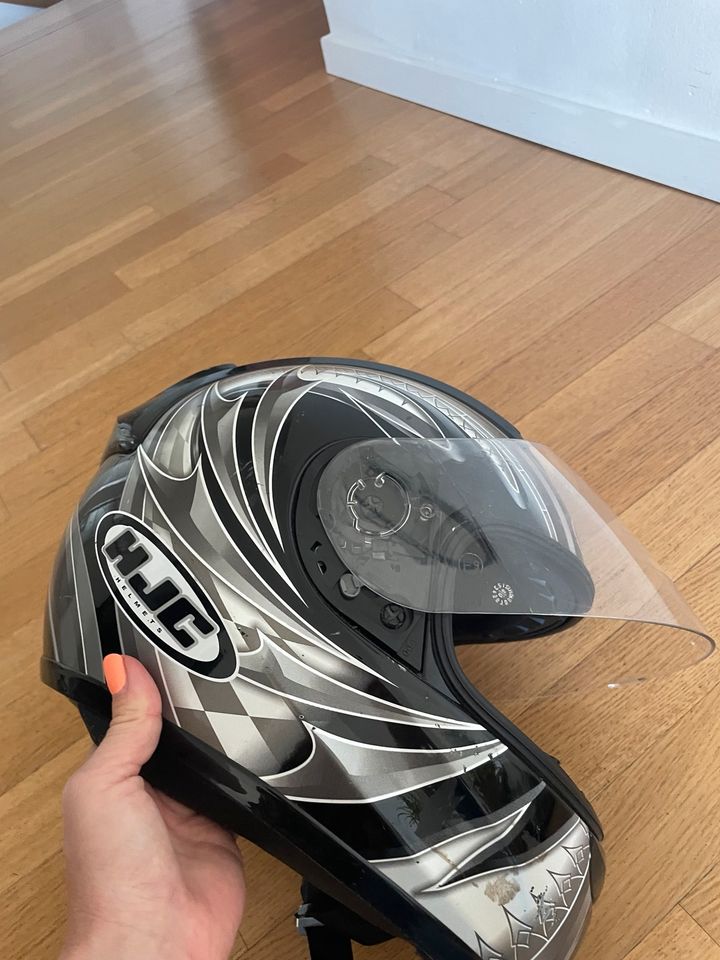 HJC Helm/ Helmets FG14/ Motorrad/Moped Helm in Düsseldorf