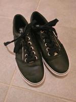 Schuhe Fila Sneaker Gr. 39 schwarz gold NEU Bayern - Fürstenfeldbruck Vorschau