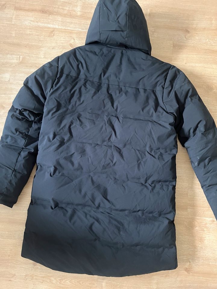 Patagonia Daunenparka Men „Jackson Glacier Parka“ schwarz Gr. M in Düsseldorf