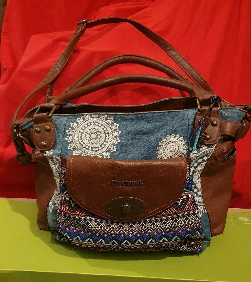 Handtasche von Desigual - selten genutzt in Hünstetten