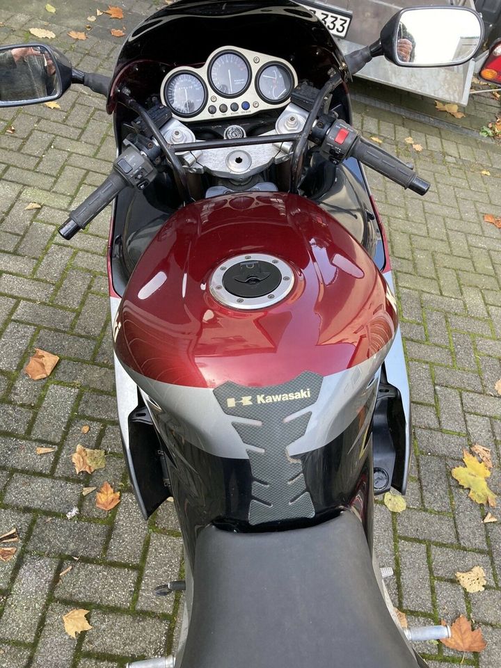 Kawasaki ZX9R Typ ZX 900 B aus 3-1995 wie abgebildet zu verkaufen in Bochum