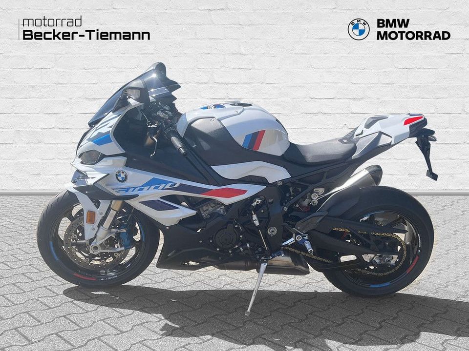 BMW S 1000 RR in Lage