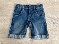 sehr gut erhaltene dunkelblaue kurze Jeans von Name it Nordrhein-Westfalen - Krefeld Vorschau