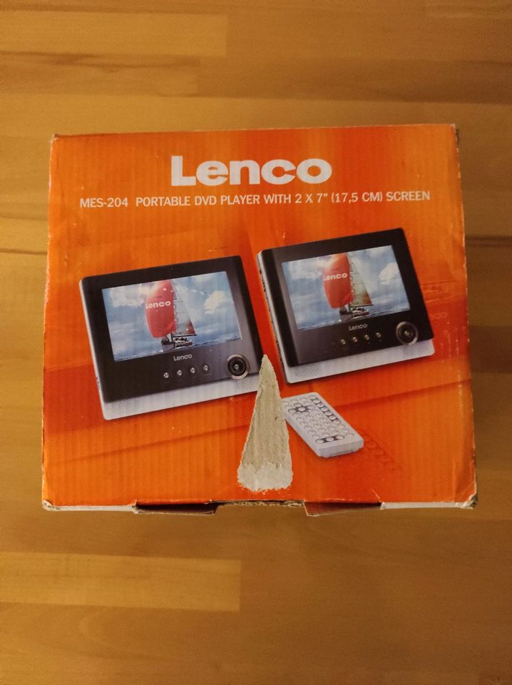 DVD Player Lenco portable DVD Player with 2x 17,5 cm Screen in Mainhausen