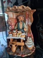 Wertvolle Terracotta Figur der Käse Verkäufer aus Sizilien Hessen - Nidda Vorschau