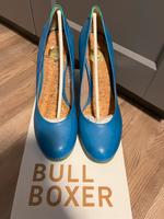 Bullboxer Pumps Keilabsatz blau Gr. 39 NEU Bayern - Teisnach Vorschau