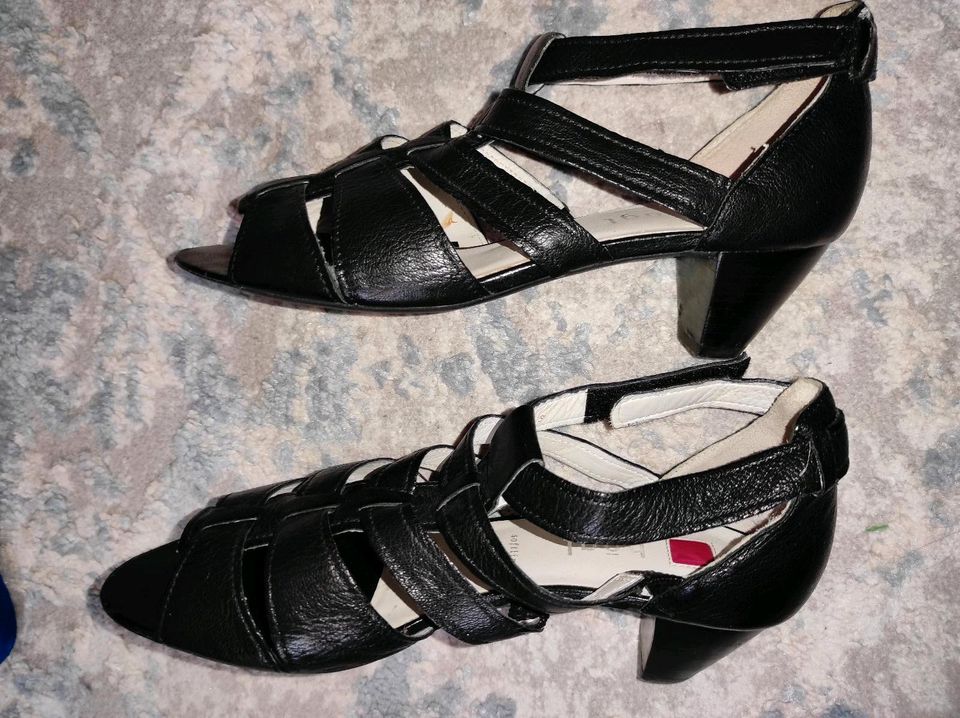 Sommerschuhe Sandalen Högl 5 37,5 38 Leder schwarz bequem in Berlin